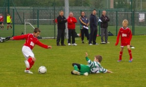 U11 showing class bit of skill on the wing